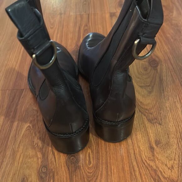 Cole Haan black leather booties size 7 - Picture 5 of 6